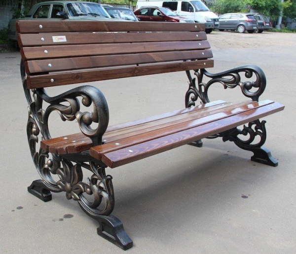 Скамейка чугунная «Жасмин» 1,8 м