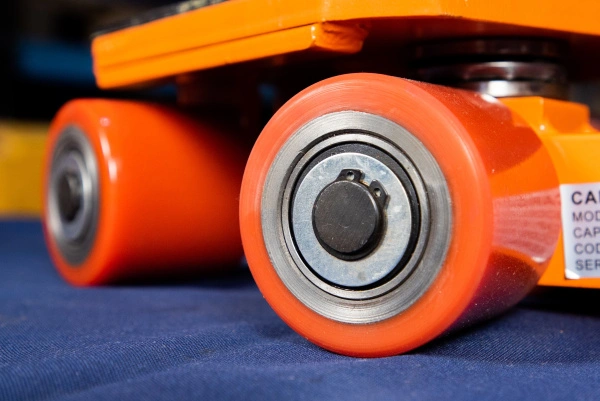 Роликовая платформа подкатная TOR SF4 г/п 6 т (с ручкой)